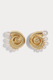 Mini La Mer Pearl Earrings