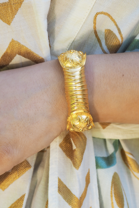 Mitrotita Cuff